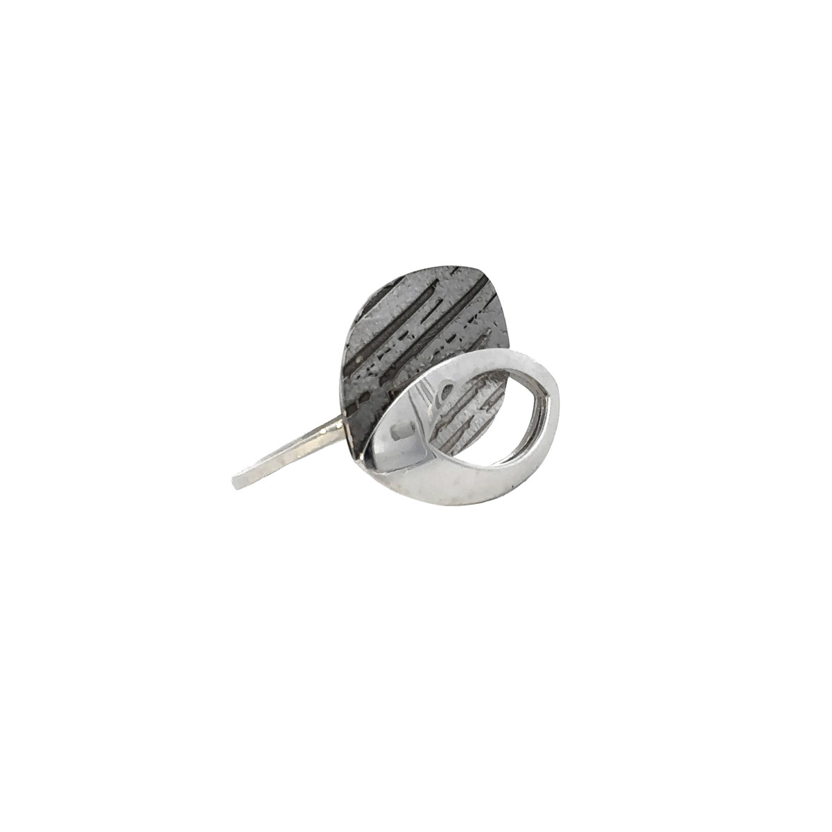 Anillo de plata