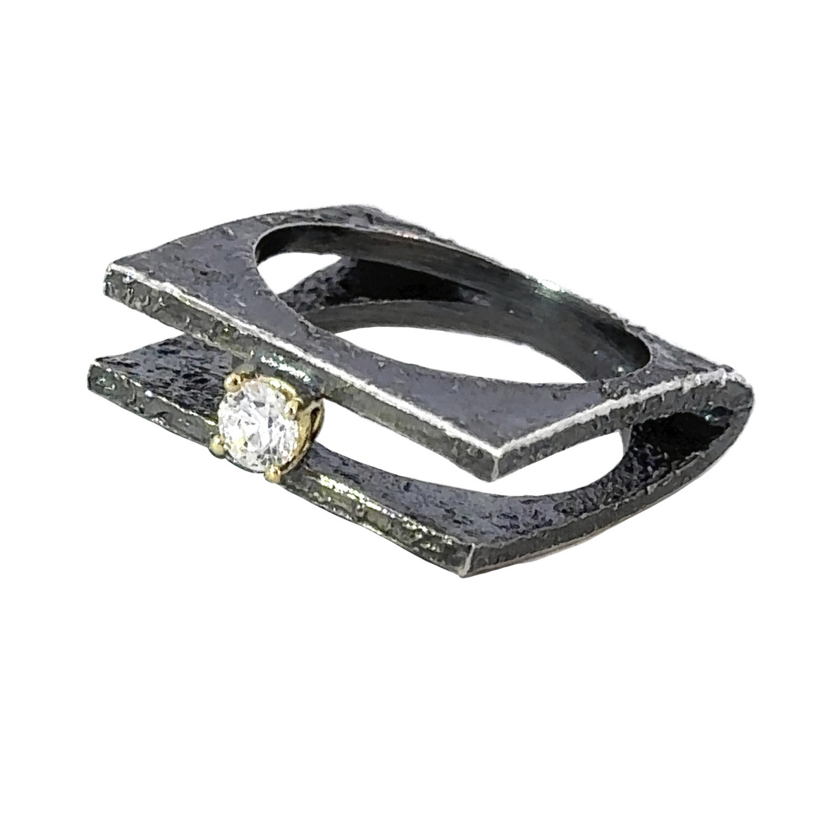 Silver, gold and grown laboratory brilliant ring