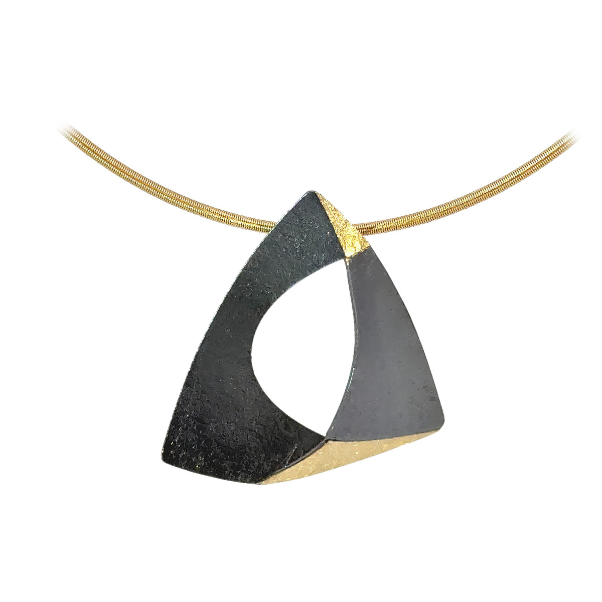 Colgante de plata y oro