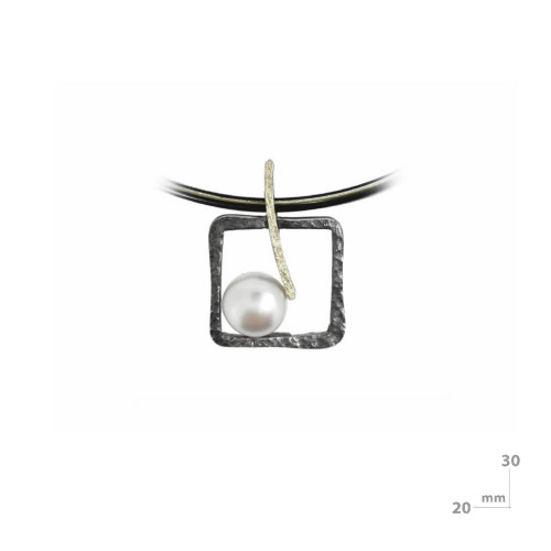 Colgante de plata, oro y perla