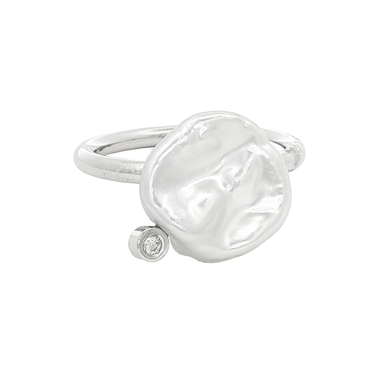 Anillo de plata, perla y diamante lab