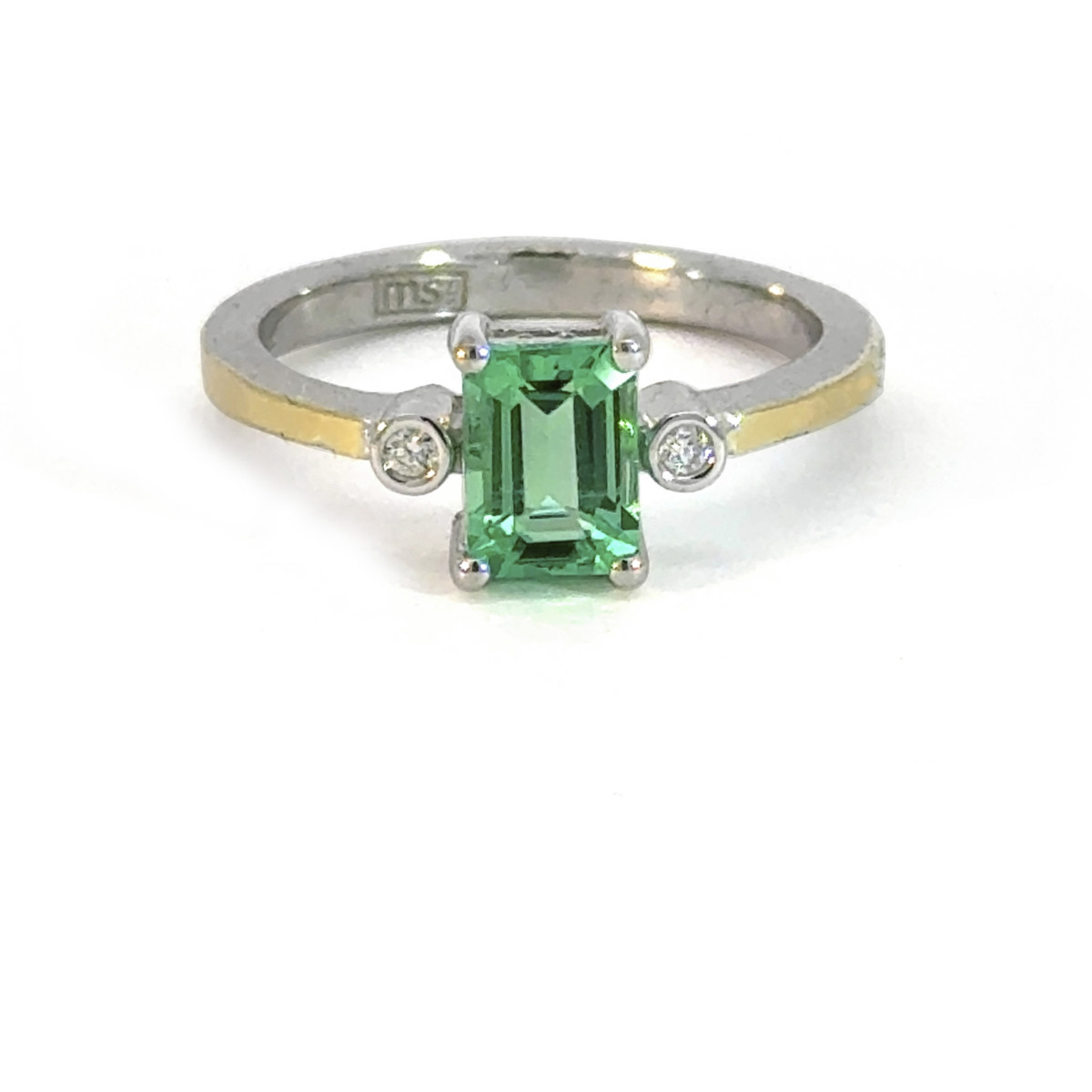 Anillo de plata, oro, DIAMANT  LAB y esmeralda