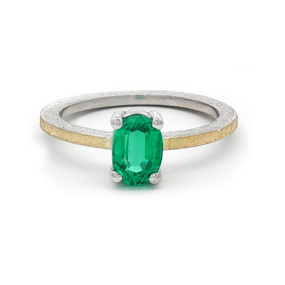 Anillo de plata, oro y esmeralda