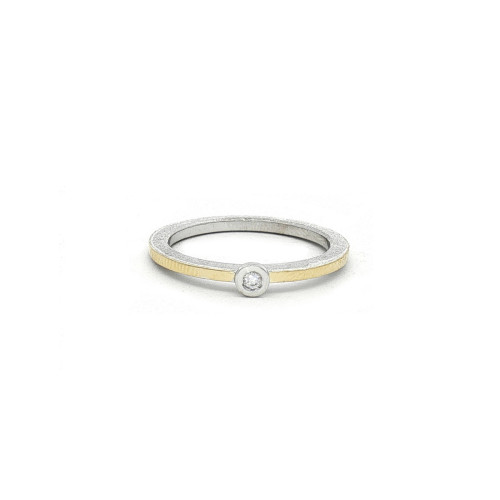 Anell de plata, or i brillant lab