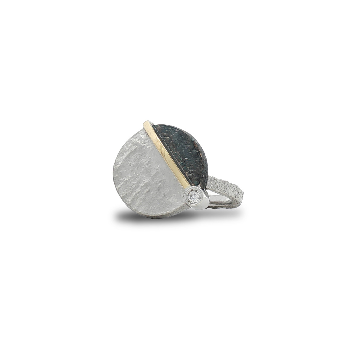 Anillo de plata, oro y brillante lab