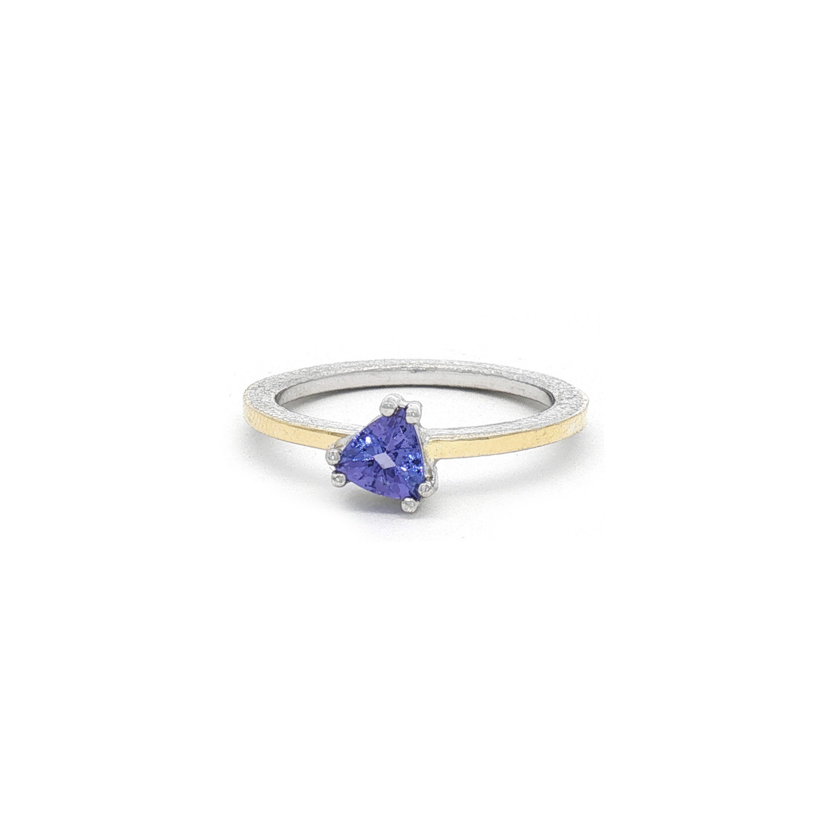 Anillo de plata, oro y tanzanita