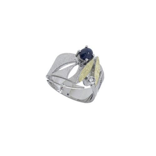 Silver, gold, sapphire and brilliant ring