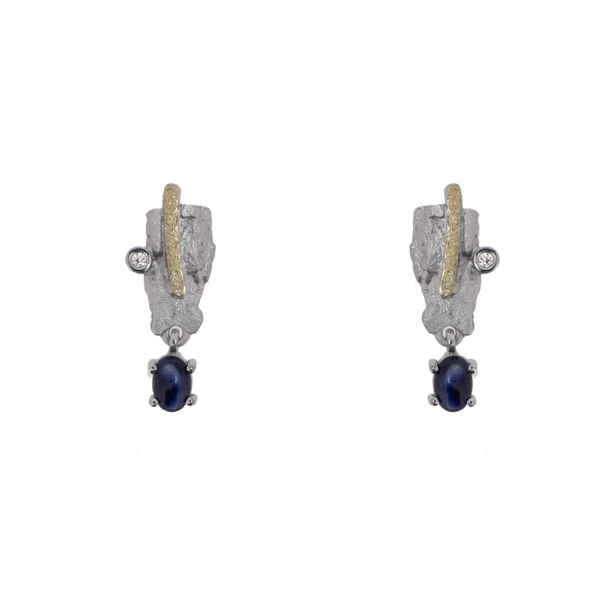 Silver, gold, sapphire and brilliant ring