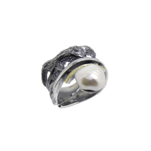 Anillo de plata, oro y perla barroca