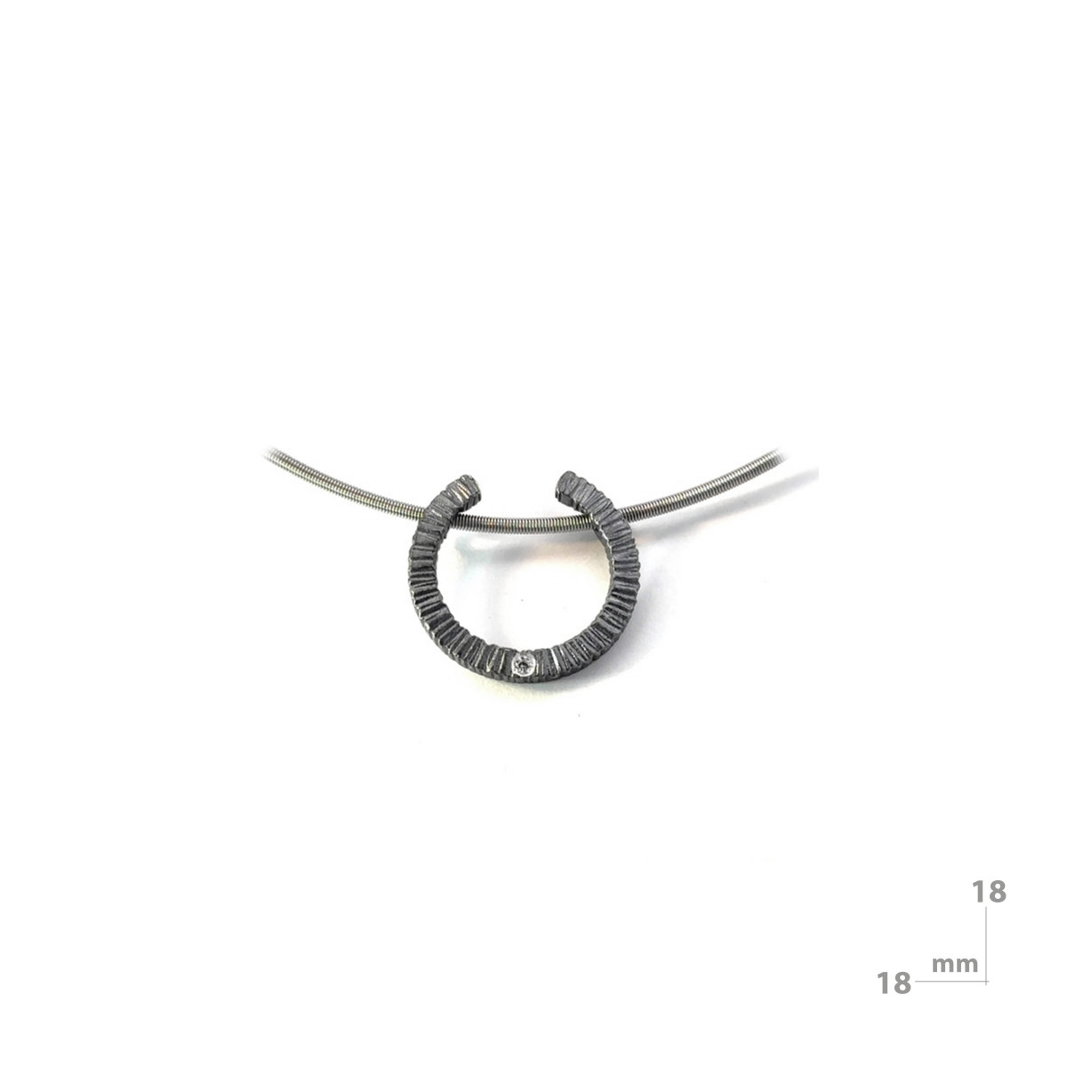 Colgante de plata y brillante