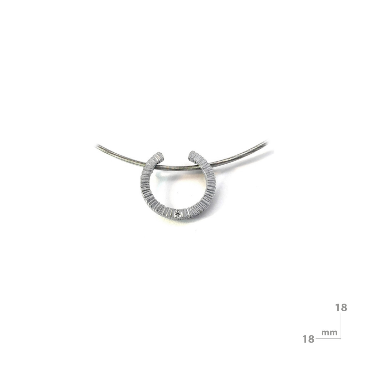 Colgante de plata y brillante
