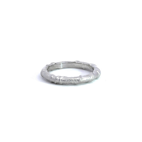Anillo de plata