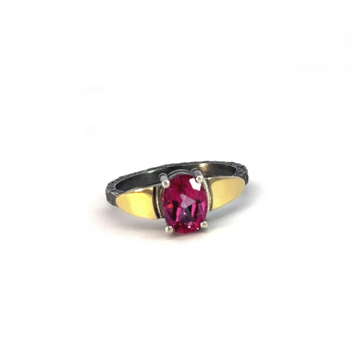 Anillo de plata, topacio y oro