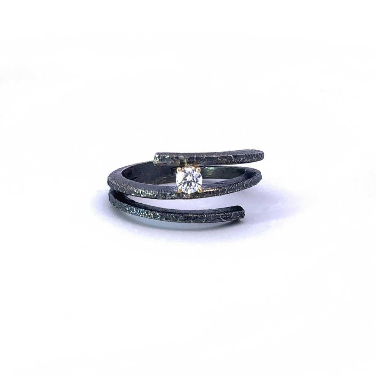 Anillo de plata, oro y brillante