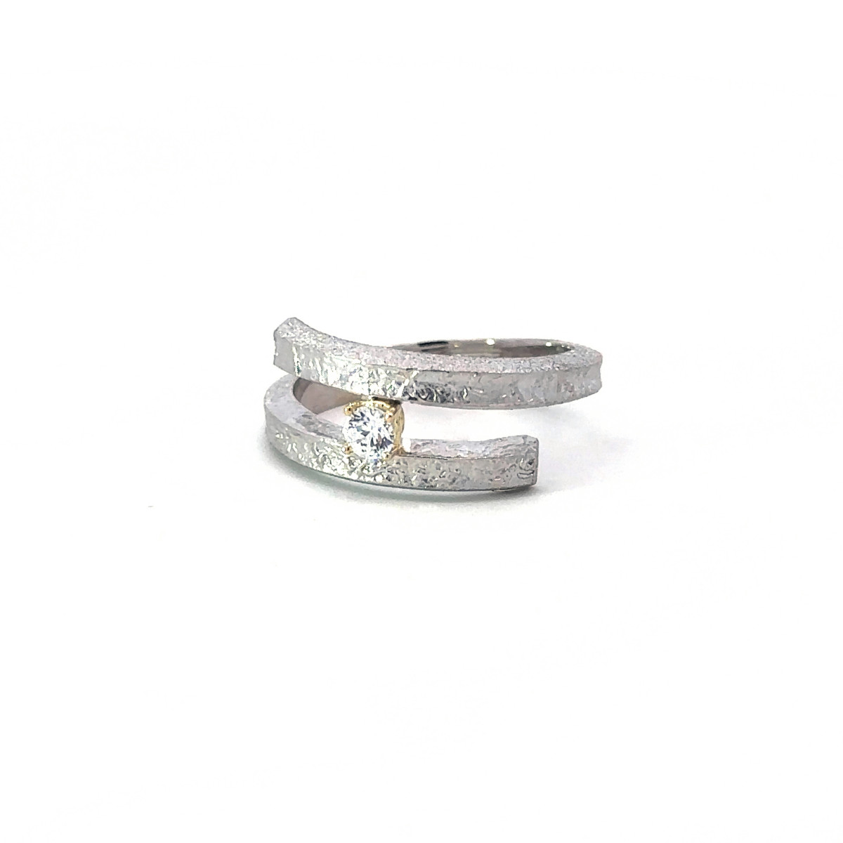 Anillo de plata, oro y brillante