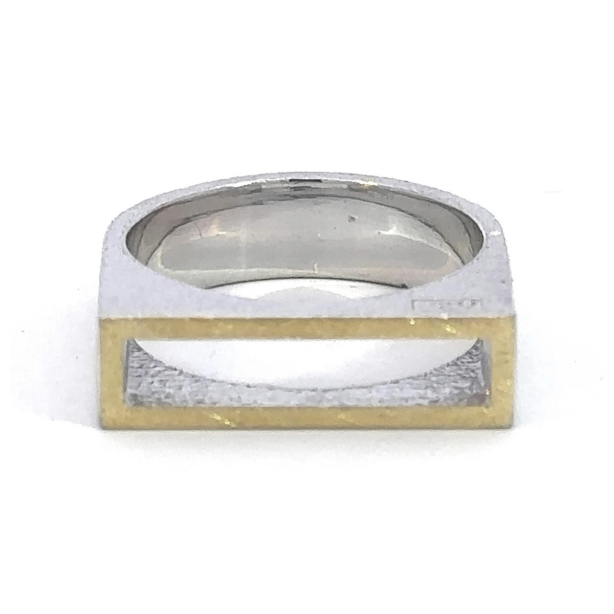 Anell de plata i or